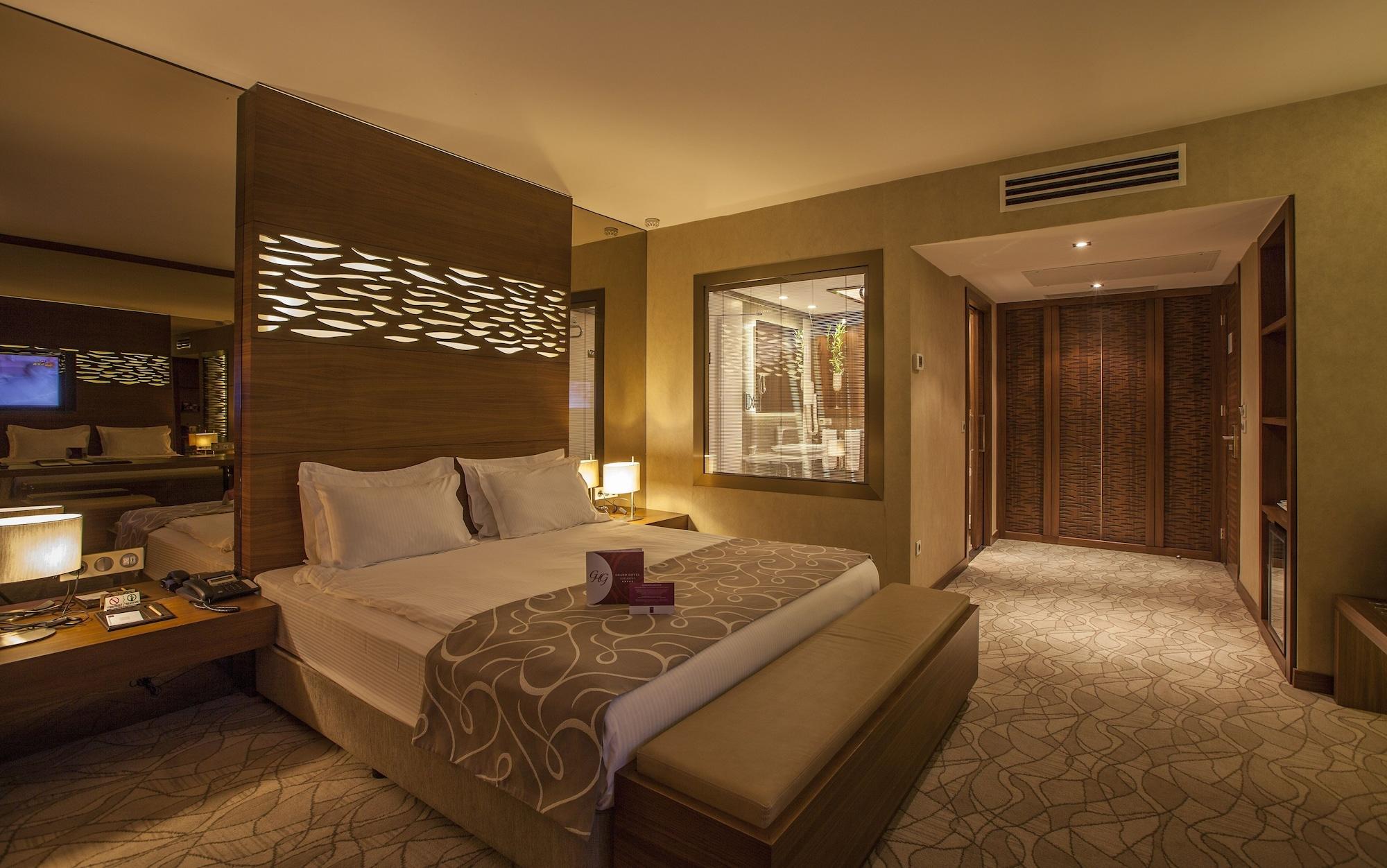 Grand Hotel Gaziantep Buitenkant foto