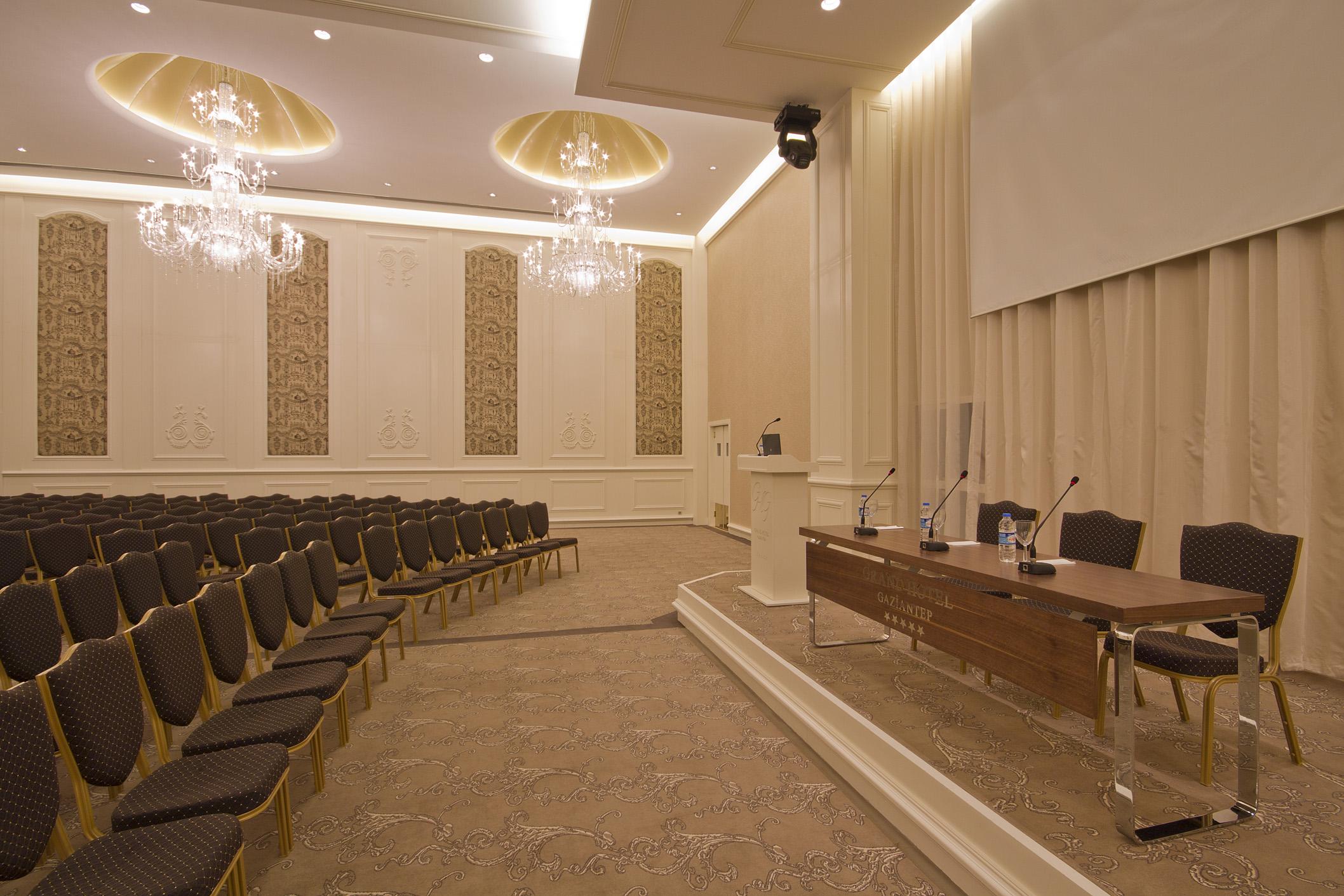 Grand Hotel Gaziantep Buitenkant foto