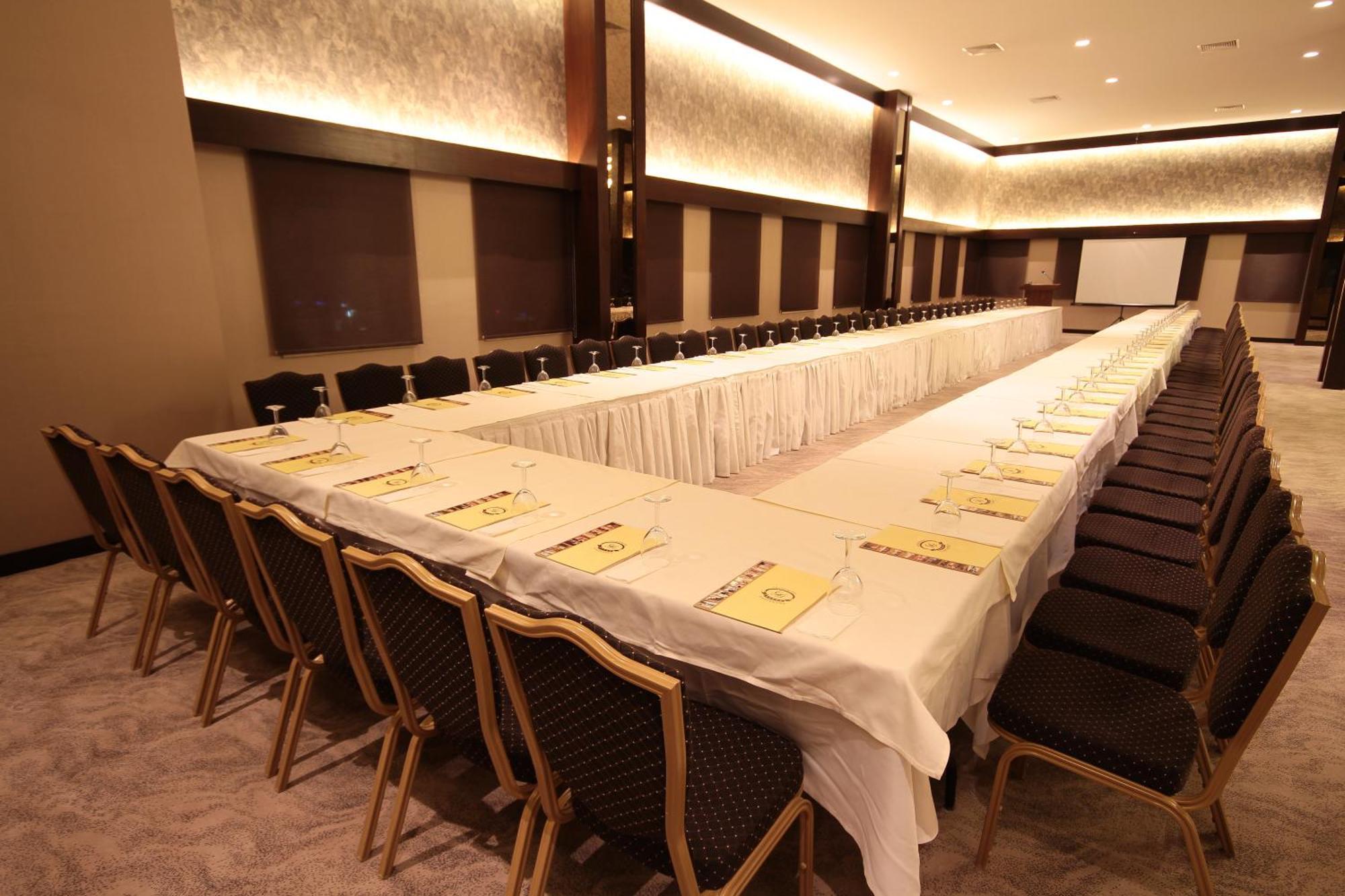 Grand Hotel Gaziantep Buitenkant foto