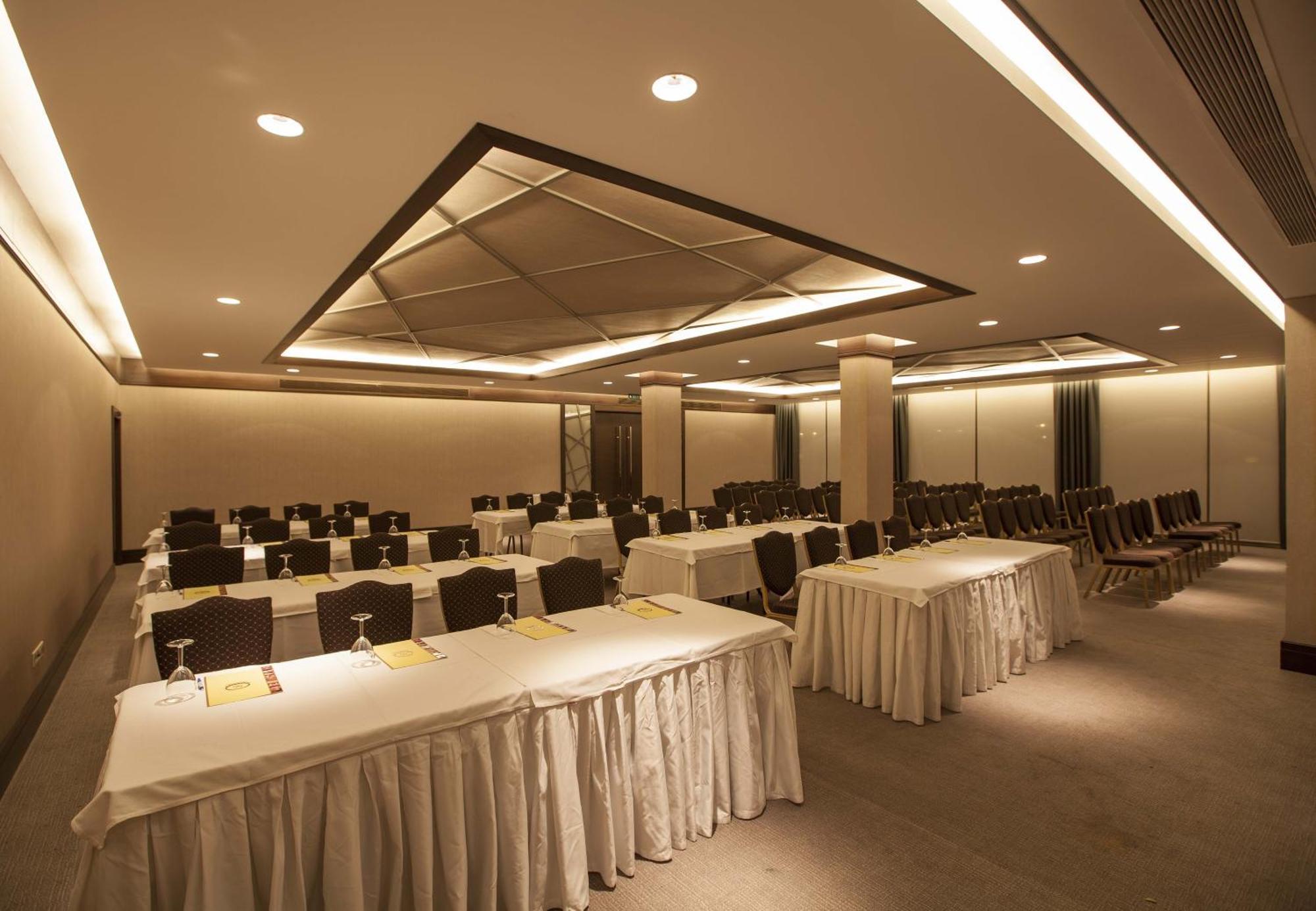 Grand Hotel Gaziantep Buitenkant foto