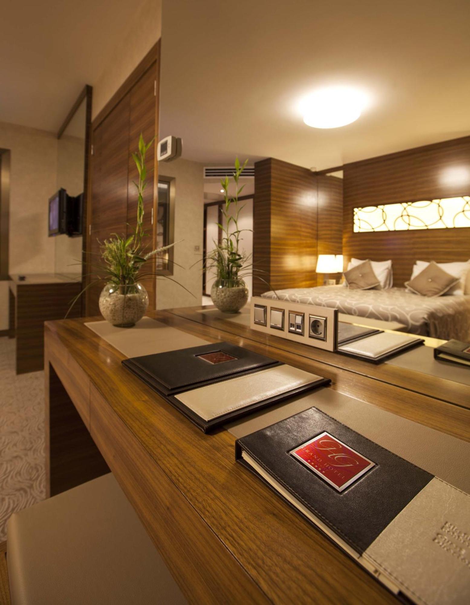 Grand Hotel Gaziantep Buitenkant foto