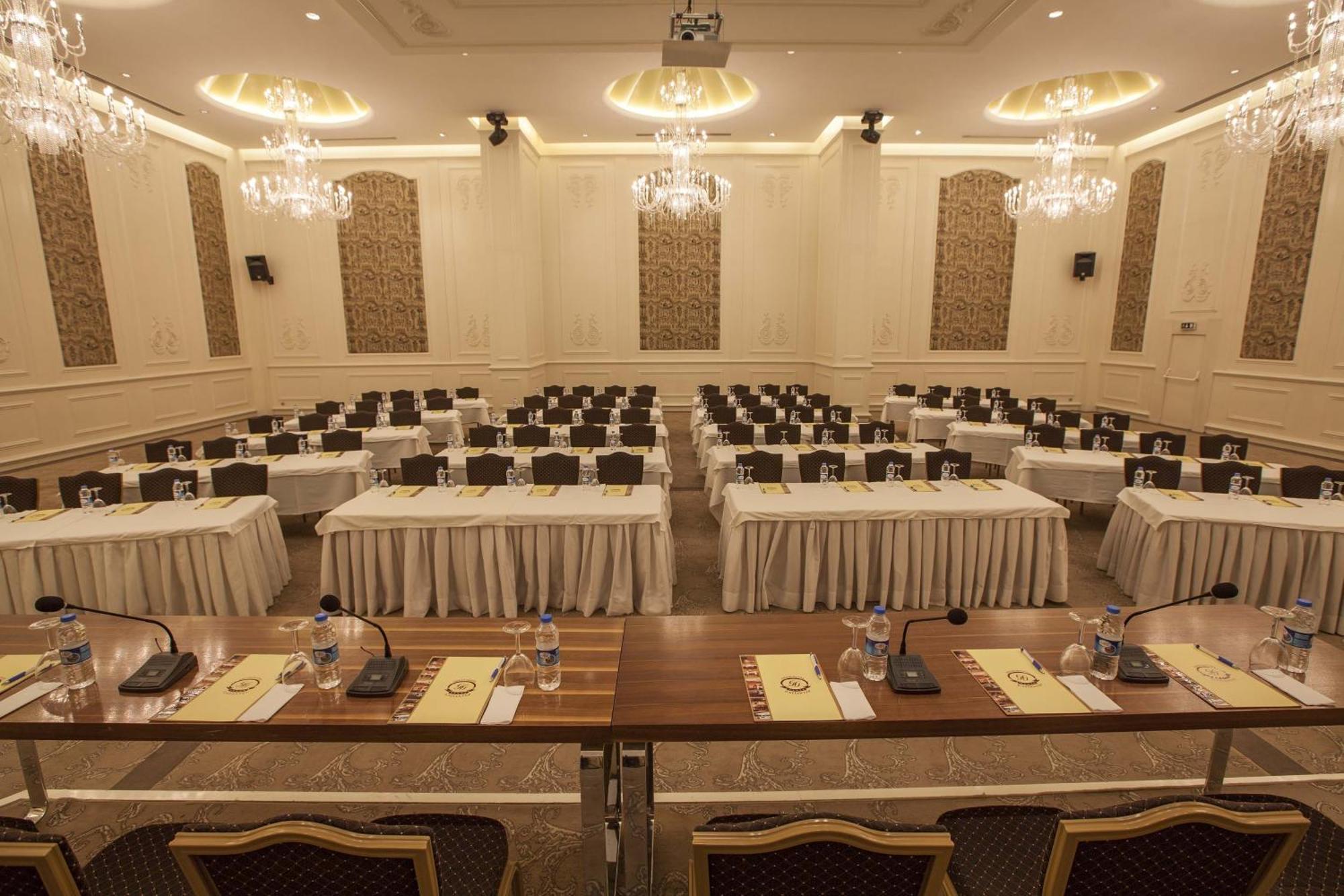 Grand Hotel Gaziantep Buitenkant foto